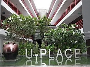 U Place Aparthotel 3*