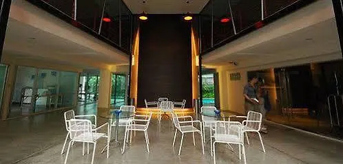U Place Aparthotel 3*